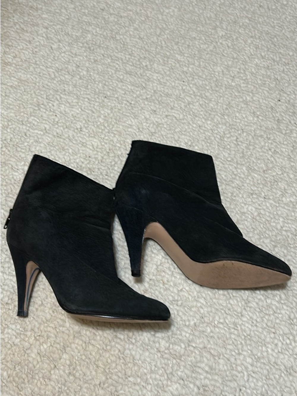 AEROSOLES Black Suede Pointed Ankle Booties